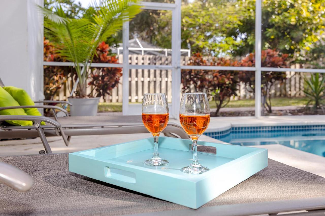 Palm Harbor Paradise - Lovely Home With Pool & Hot Tub Экстерьер фото