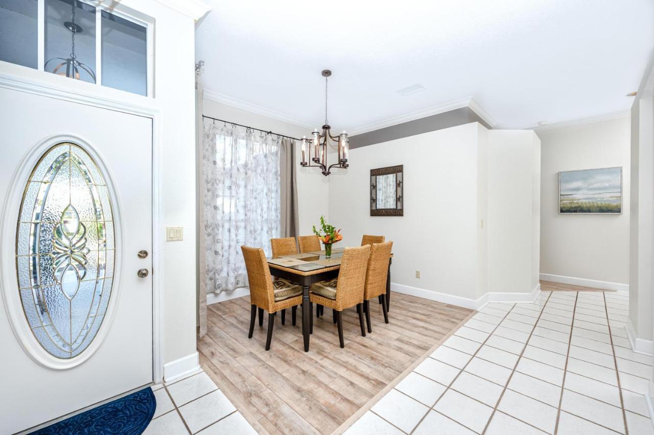 Palm Harbor Paradise - Lovely Home With Pool & Hot Tub Экстерьер фото
